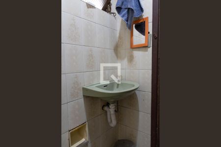 Casa à venda com 337m², 4 quartos e 3 vagas Casa à venda com 337m², 4 quartos e 3 vagasBanheiro