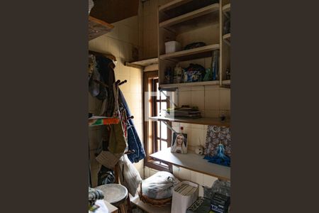 Casa à venda com 337m², 4 quartos e 3 vagas Casa à venda com 337m², 4 quartos e 3 vagasSala 2