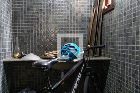 Casa à venda com 337m², 4 quartos e 3 vagas Casa à venda com 337m², 4 quartos e 3 vagasLavabo