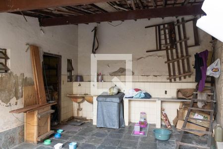 Casa à venda com 337m², 4 quartos e 3 vagas Casa à venda com 337m², 4 quartos e 3 vagasÁrea de Serviço