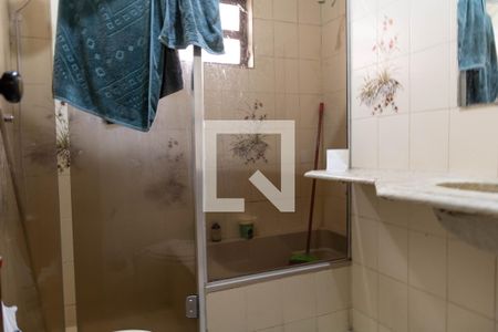 Casa à venda com 337m², 4 quartos e 3 vagas Casa à venda com 337m², 4 quartos e 3 vagasBanheiro Social