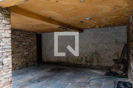 Casa à venda com 337m², 4 quartos e 3 vagas Casa à venda com 337m², 4 quartos e 3 vagasGaragem