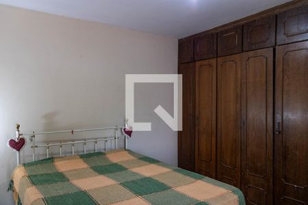 Casa à venda com 337m², 4 quartos e 3 vagas Casa à venda com 337m², 4 quartos e 3 vagasSuíte