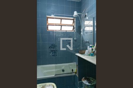 Casa à venda com 337m², 4 quartos e 3 vagas Casa à venda com 337m², 4 quartos e 3 vagasBanheiro da Suíte