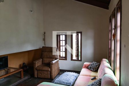 Casa à venda com 337m², 4 quartos e 3 vagas Casa à venda com 337m², 4 quartos e 3 vagasSala 2