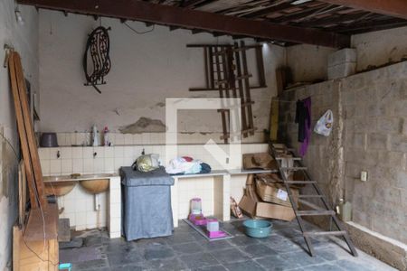 Casa à venda com 337m², 4 quartos e 3 vagas Casa à venda com 337m², 4 quartos e 3 vagasÁrea de Serviço