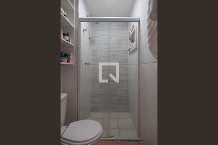 Apartamento à venda com 77m², 2 quartos e 2 vagas Apartamento à venda com 77m², 2 quartos e 2 vagasBanheiro