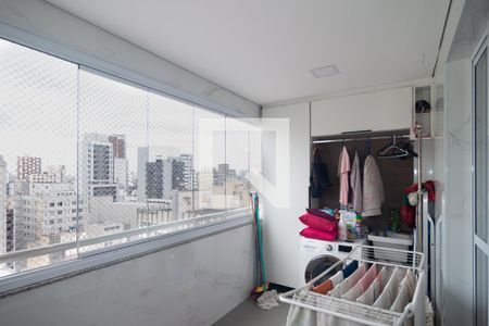 Apartamento à venda com 77m², 2 quartos e 2 vagas Apartamento à venda com 77m², 2 quartos e 2 vagasÁrea de Serviço