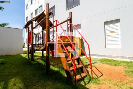 Apartamento à venda com 44m², 2 quartos e 1 vaga Apartamento à venda com 44m², 2 quartos e 1 vagaÁrea comum - Playground