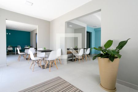 Apartamento à venda com 44m², 2 quartos e 1 vaga Apartamento à venda com 44m², 2 quartos e 1 vagaÁrea comum - Salão de festas