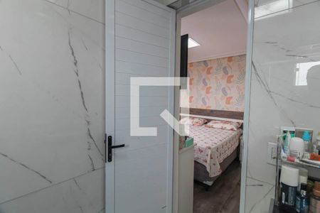 Apartamento à venda com 180m², 3 quartos e 4 vagas Apartamento à venda com 180m², 3 quartos e 4 vagasBanheiro da Suíte