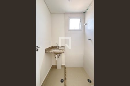 Apartamento à venda com 40m², 2 quartos e sem vaga Apartamento à venda com 40m², 2 quartos e sem vagaBanheiro
