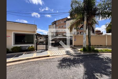 Apartamento à venda com 45m², 2 quartos e 1 vaga Apartamento à venda com 45m², 2 quartos e 1 vagaFachada + plaquinha