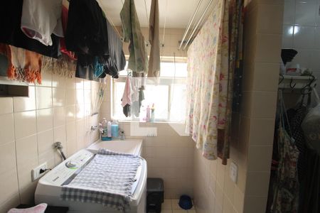 Apartamento à venda com 67m², 2 quartos e 1 vagaÁrea de Serviço