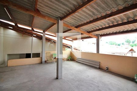 Casa à venda com 256m², 5 quartos e 2 vagasÁrea de Serviço