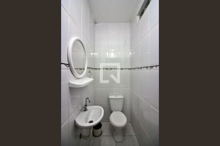 Casa à venda com 256m², 5 quartos e 2 vagasLavabo