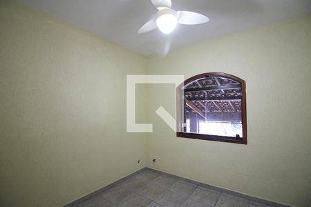 Casa à venda com 256m², 5 quartos e 2 vagasQuarto 2