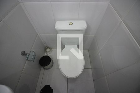 Casa à venda com 256m², 5 quartos e 2 vagasLavabo