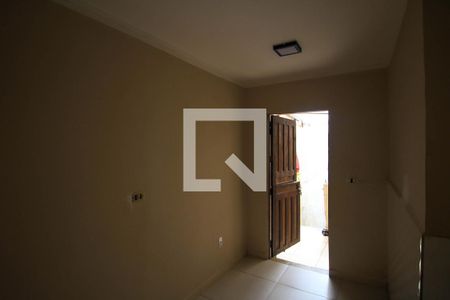 Quarto Suíte de casa para alugar com 2 quartos, 45m² em Vila Tolstoi, São Paulo