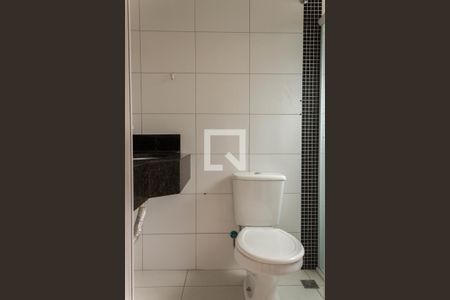 Casa à venda com 297m², 3 quartos e 3 vagas Casa à venda com 297m², 3 quartos e 3 vagasBanheiro da Suíte 2