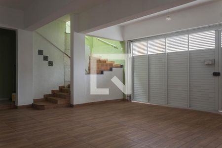 Casa à venda com 297m², 3 quartos e 3 vagas Casa à venda com 297m², 3 quartos e 3 vagasGaragem