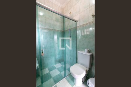 Casa à venda com 360m², 4 quartos e 4 vagas Casa à venda com 360m², 4 quartos e 4 vagasBanheiro 1