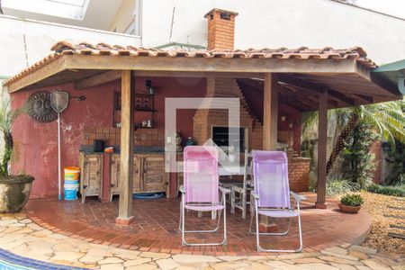 Casa à venda com 360m², 4 quartos e 4 vagas Casa à venda com 360m², 4 quartos e 4 vagasÁrea comum