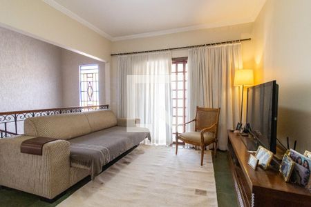 Casa à venda com 360m², 4 quartos e 4 vagas Casa à venda com 360m², 4 quartos e 4 vagasCopa