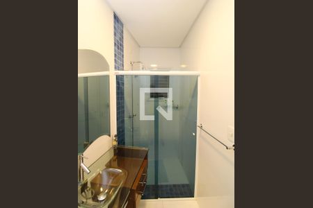 Casa à venda com 400m², 4 quartos e 4 vagasBanheiro da Suíte 1