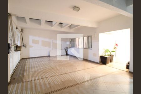 Casa à venda com 400m², 4 quartos e 4 vagasGaragem