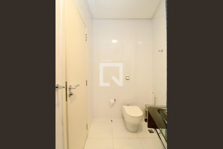 Casa à venda com 400m², 4 quartos e 4 vagasBanheiro da Suíte 1