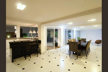 Casa à venda com 400m², 4 quartos e 4 vagasEspaço Gourmet