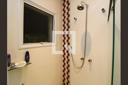 Casa à venda com 400m², 4 quartos e 4 vagasBanheiro da Suíte 4