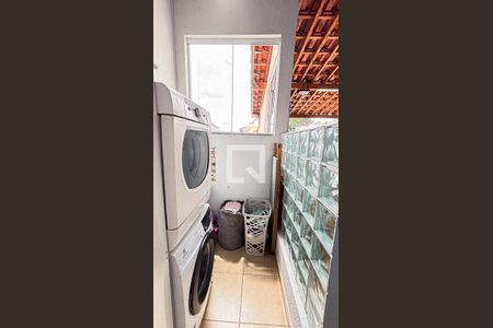 Apartamento à venda com 136m², 3 quartos e 2 vagas Apartamento à venda com 136m², 3 quartos e 2 vagasCobertura - Area de Serviço