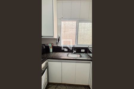 Apartamento à venda com 136m², 3 quartos e 2 vagas Apartamento à venda com 136m², 3 quartos e 2 vagasCozinha