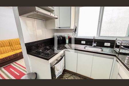 Apartamento à venda com 136m², 3 quartos e 2 vagas Apartamento à venda com 136m², 3 quartos e 2 vagasCozinha
