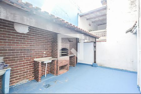Casa à venda com 184m², 3 quartos e 3 vagas Casa à venda com 184m², 3 quartos e 3 vagasÁrea de Serviço