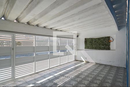 Casa à venda com 184m², 3 quartos e 3 vagas Casa à venda com 184m², 3 quartos e 3 vagasGaragem