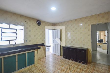 Casa à venda com 184m², 3 quartos e 3 vagas Casa à venda com 184m², 3 quartos e 3 vagasCozinha