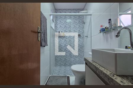 Casa à venda com 150m², 3 quartos e 2 vagas Casa à venda com 150m², 3 quartos e 2 vagasBanheiro