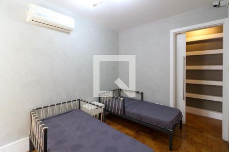 Casa à venda com 366m², 3 quartos e 2 vagas Casa à venda com 366m², 3 quartos e 2 vagasSuíte 2