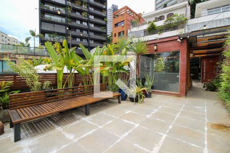 Casa à venda com 366m², 3 quartos e 2 vagas Casa à venda com 366m², 3 quartos e 2 vagasTerraço