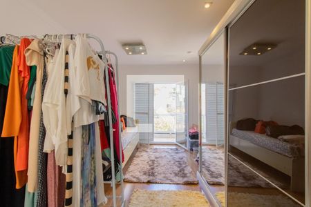 Casa à venda com 500m², 3 quartos e 3 vagasSuíte 2