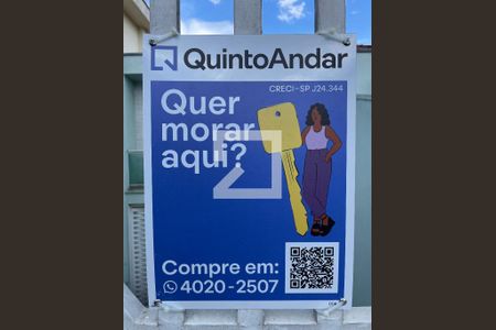 Casa à venda com 225m², 3 quartos e 3 vagas Casa à venda com 225m², 3 quartos e 3 vagasPlaquinha