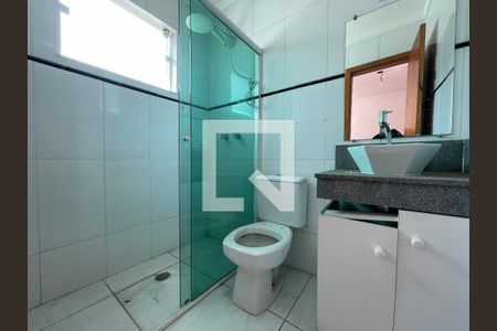 Casa à venda com 225m², 3 quartos e 3 vagas Casa à venda com 225m², 3 quartos e 3 vagasBanheiro da Suíte 1