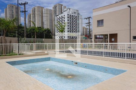 Apartamento para alugar com 42m², 2 quartos e sem vaga Apartamento para alugar com 42m², 2 quartos e sem vagaÁrea comum - Piscina