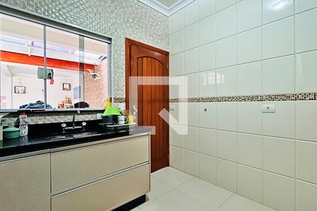 Casa à venda com 192m², 3 quartos e 4 vagas Casa à venda com 192m², 3 quartos e 4 vagasCozinha