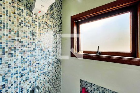 Casa à venda com 192m², 3 quartos e 4 vagas Casa à venda com 192m², 3 quartos e 4 vagasBanheiro da Suíte 3