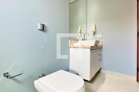 Casa à venda com 192m², 3 quartos e 4 vagas Casa à venda com 192m², 3 quartos e 4 vagasBanheiro da Suíte 2