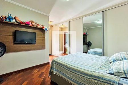 Casa à venda com 192m², 3 quartos e 4 vagas Casa à venda com 192m², 3 quartos e 4 vagasSuíte 1